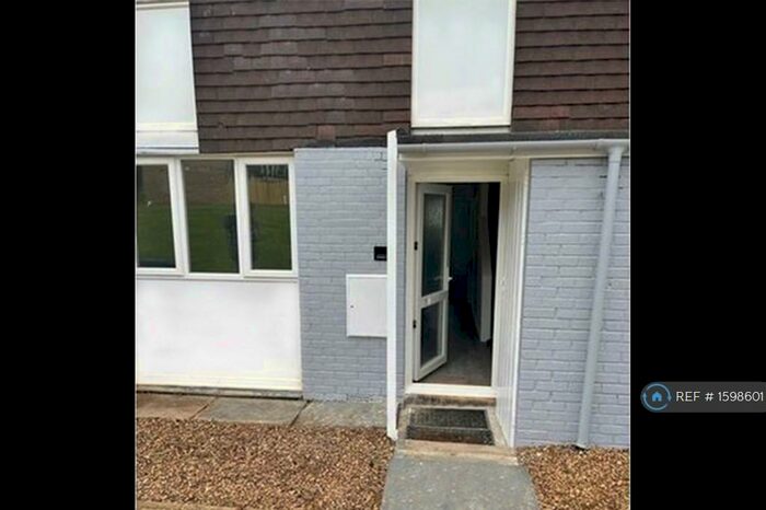 3 Bedroom Terraced House To Rent In Fullerburn Court, Northampton, NN3