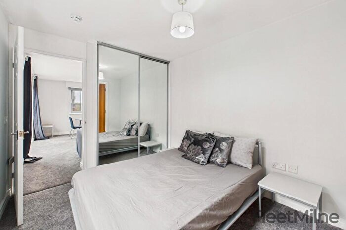 Apartment For Sale In Islington Gates, Fleet Street, Birmingham, B3