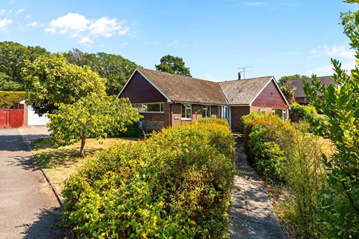 3 Bedroom Detached Bungalow For Sale In Long Furlong, Clapham, BN13