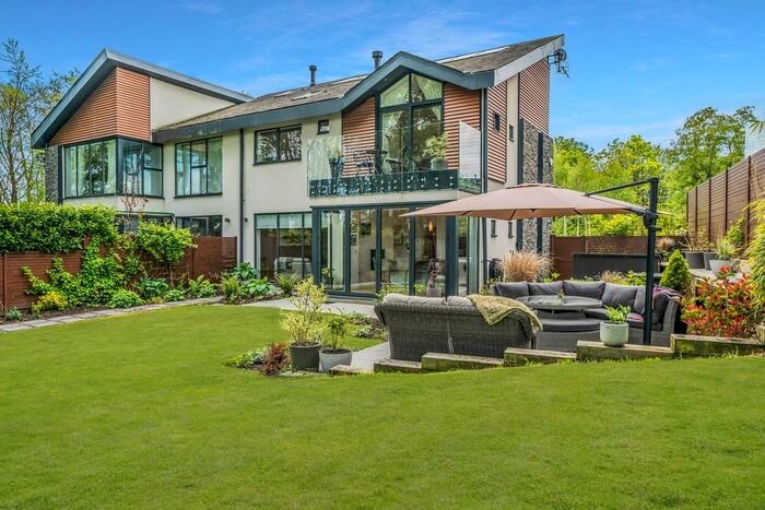 4 Bedroom Semi-Detached House For Sale In Viver Green, Hincaster, LA7