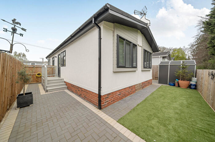 2 Bedroom Park Home For Sale In Kingsdown Caravan Park, Stratton St Margaret, Swindon, SN25