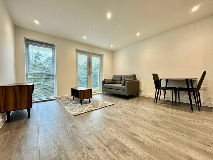 1 Bedroom Apartment To Rent In Alexandra Park, LS4