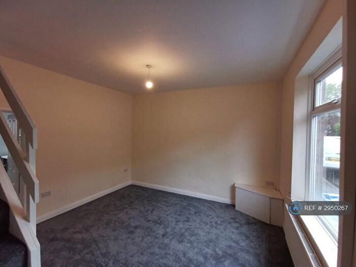 2 Bedroom Terraced House To Rent In Frances St, Rochdale, OL16