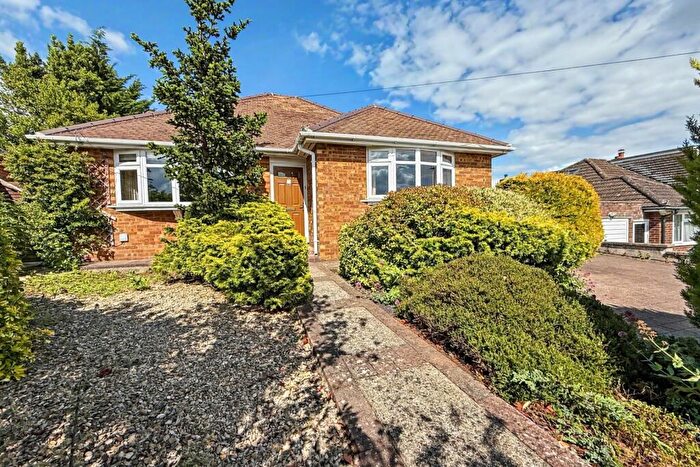 3 Bedroom Detached Bungalow For Sale In Salisbury, SP1