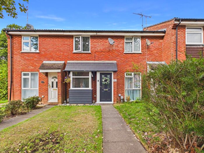 2 Bedroom Terraced House For Sale In Englefield, Horsham, RH12
