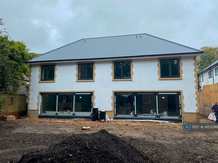 3 Bedroom Terraced House To Rent In Carbery Avenue, Bournemouth, BH6