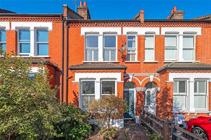 3 Bedroom Terraced House For Sale In Clive Road, London, SE21