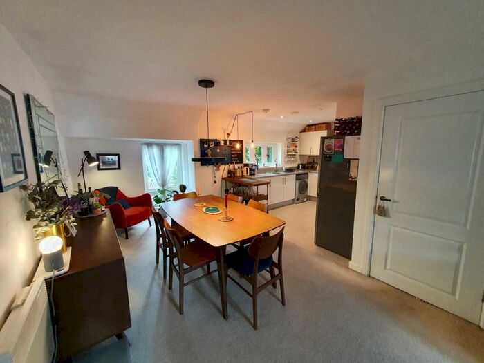 2 Bedroom Apartment To Rent In City Wall Avenue, Canterbury, CT1