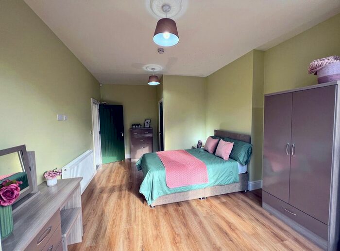 1 Bedroom Flat To Rent In Langdale Road, Liverpool, Merseyside, L15