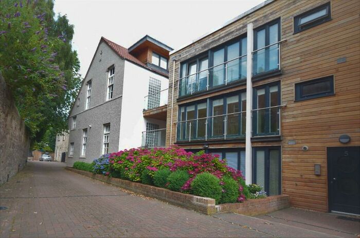 3 Bedroom Apartment To Rent In Falcon Lane, Flat, Morningside, Edinburgh, EH10
