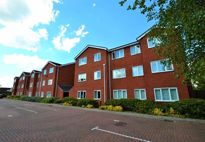 2 Bedroom Flat To Rent In Knoll Court, Kettering, Northants, NN16