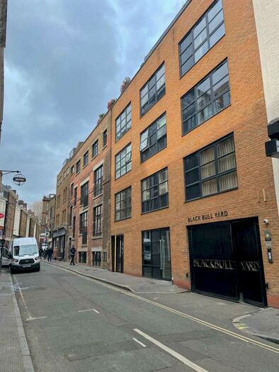 2 Bedroom Flat To Rent In -Bed Flat In Hatton Wall, London, EC1N
