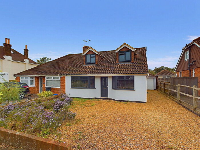 4 Bedroom Semi-Detached Bungalow To Rent In Pines Avenue, Worthing, BN14