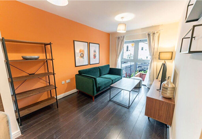 2 Bedroom Apartment To Rent In Newhall Hill, Jewellery Quarter, Birmingham, B1