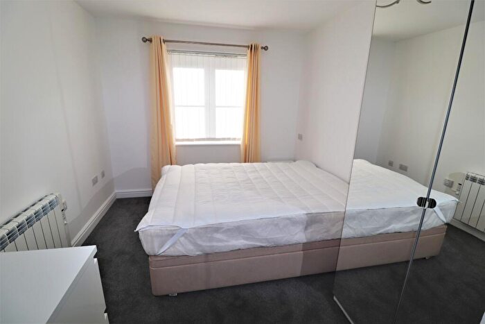 1 Bedroom Flat For Sale In Heol Gruffydd, Rhydyfelin, Pontypridd, CF37