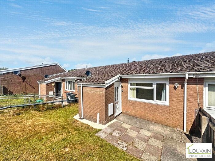 2 Bedroom Bungalow For Sale In Cefn Glas, Tredegar, NP22
