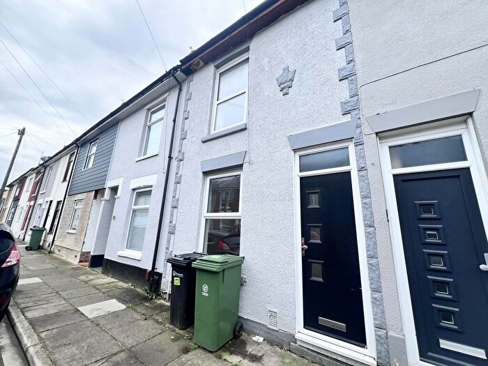 2 Bedroom Terraced House To Rent In Newcomen Road, Portsmouth, PO2
