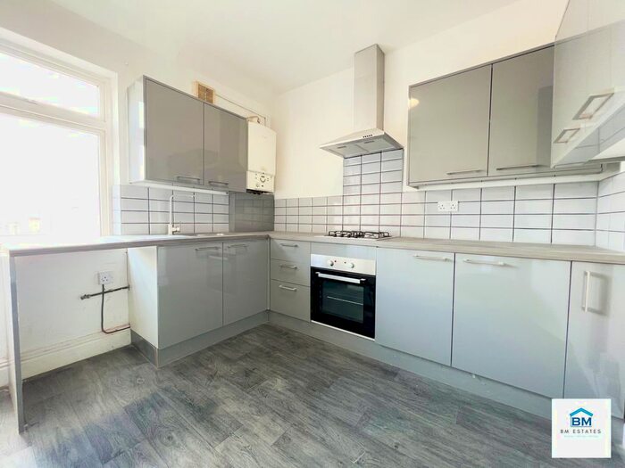 3 Bedroom Flat To Rent In Eggington Street, Leicester, LE5