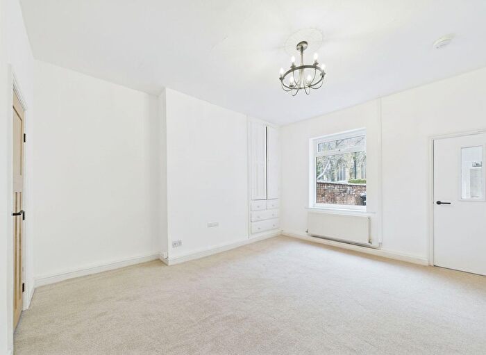 1 Bedroom Flat To Rent In Turner Street, Leigh, WN7