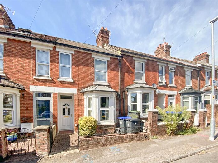 2 Bedroom Terraced House To Rent In Hamilton Road, Salisbury, SP1