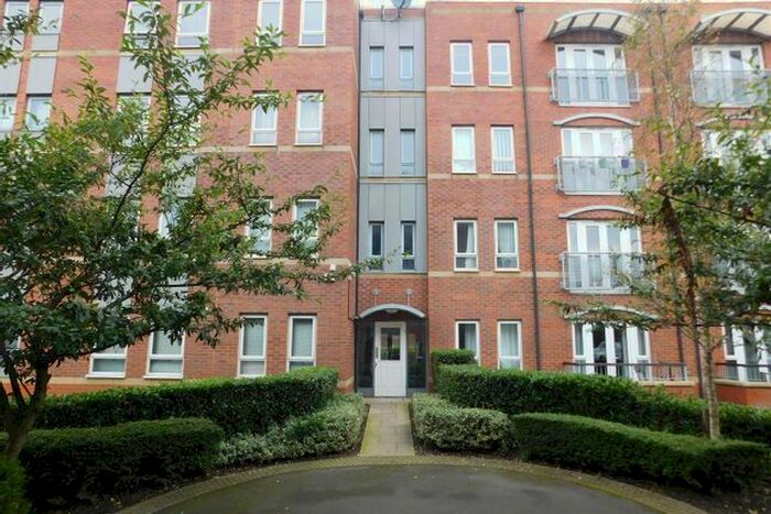 2 Bedroom Flat To Rent In Ben Brierley Wharf, Failsworth, Manchester M35