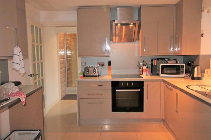 5 Bedroom Private Hall To Rent In Dale Street, Lancaster, LA1