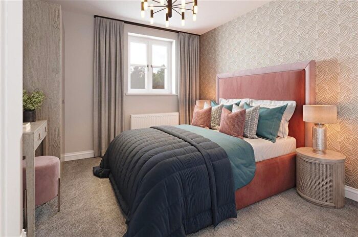 2 Bedroom End Of Terrace House For Sale In Richmond Park, Whitfield, Dover, Kent, CT16