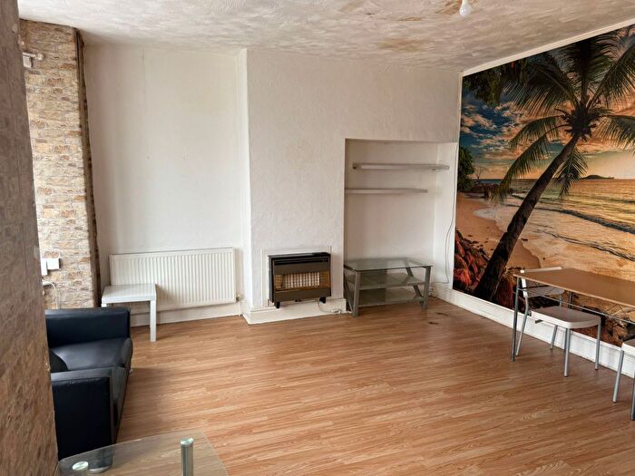 1 Bedroom Flat To Rent In Manchester, M11