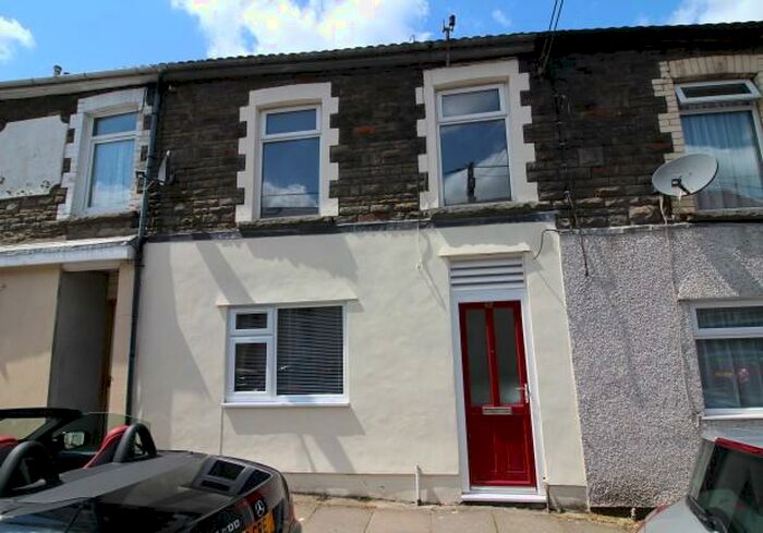 1 Bedroom Flat To Rent In Richard Street, Cilfynydd, Pontypridd, CF37