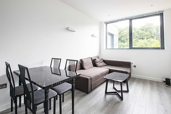 1 Bedroom Flat To Rent In Foxhunter Drive, Linford Wood, Milton Keynes, MK14