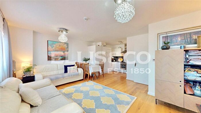 1 Bedroom Flat For Sale In Ruislip Road East, Greenford, UB6