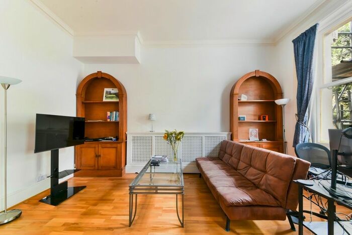 2 Bedroom Flat To Rent In Linden Gardens, London, W2