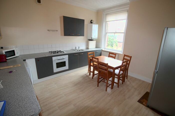 4 Bedroom Flat To Rent In Eslington Terrace, Newcastle Upon Tyne, NE2