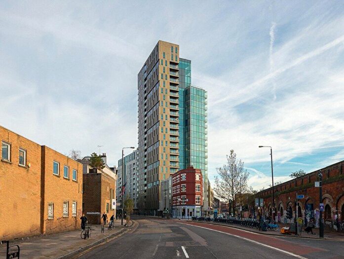 2 Bedroom Apartment For Sale In Avantgarde Place, Shoreditch, E1