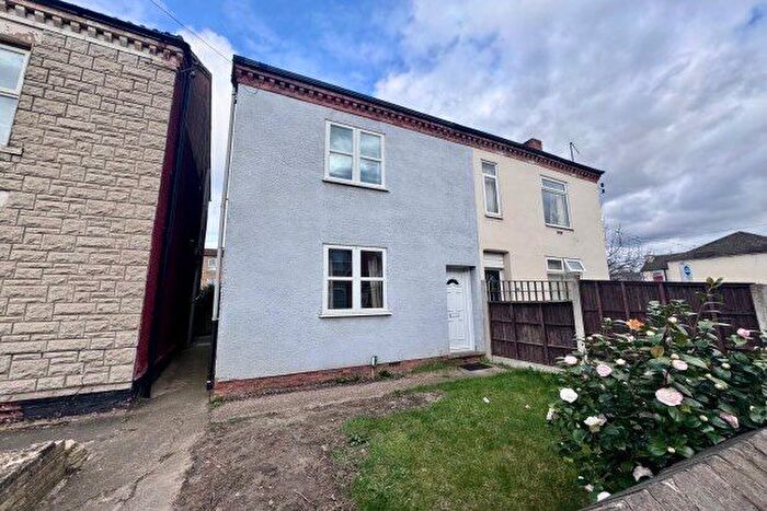 2 Bedroom Property To Rent In City Road, Nottingham, NG9