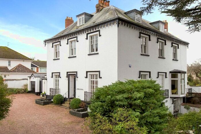 2 Bedroom Flat To Rent In St. Leonards Road, St. Leonards, Exeter, EX2