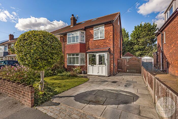 4 Bedroom Semi-detached House For Sale In Marlow Drive, Handforth, SK9