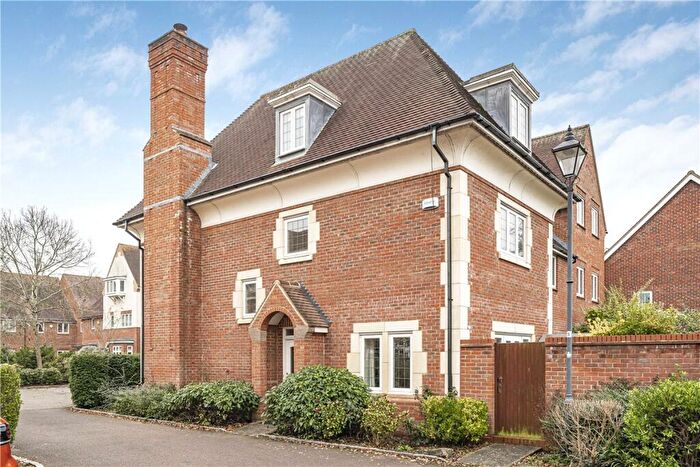 4 Bedroom End Of Terrace House To Rent In Lark Hill, Oxford, OX2