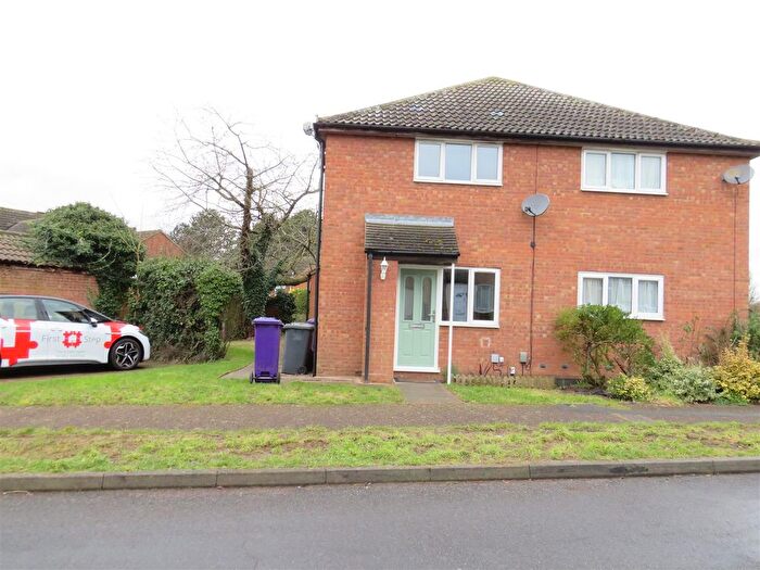 1 Bedroom End Of Terrace House To Rent In Westell Close, Baldock, SG7