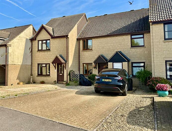 2 Bedroom Terraced House For Sale In Cirencester, GL7