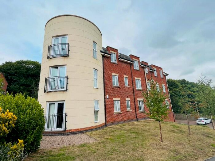 2 Bedroom Apartment To Rent In Clementine Drive, Mapperley, NG3