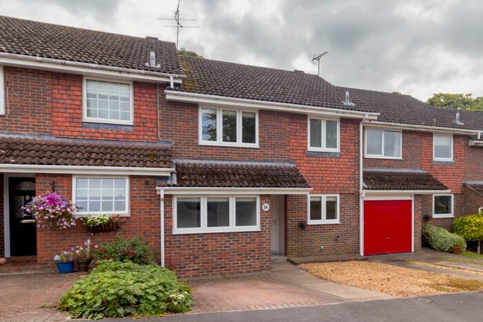 3 Bedroom Terraced House To Rent In Hasted Drive, Alresford, Hampshire, SO24