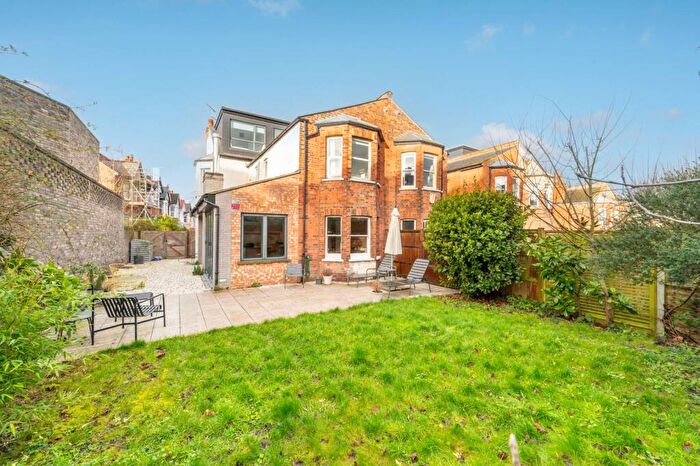 5 Bedroom House To Rent In Kings Road, Willesden, London, NW10