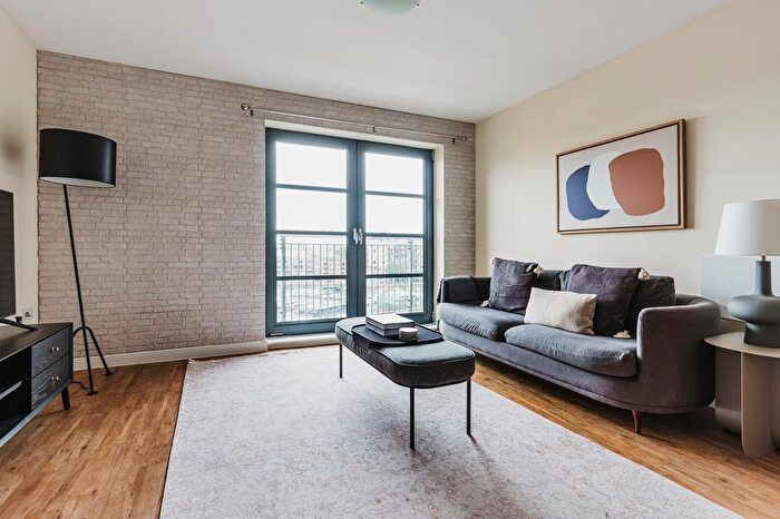 1 Bedroom Flat To Rent In Limehouse, E14