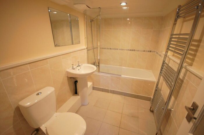 1 Bedroom Flat To Rent In Fairfax Road, Leeds, West Yorkshire, LS11