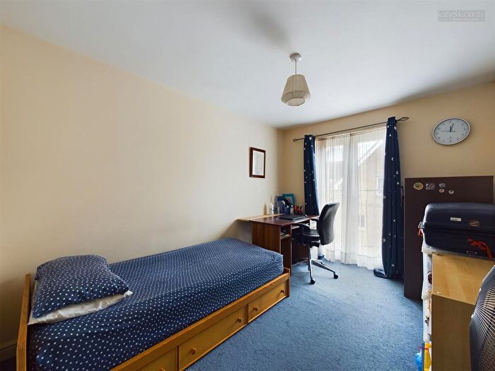 2 Bedroom Semi-Detached House To Rent In Queens Drive West, Peterborough, PE1