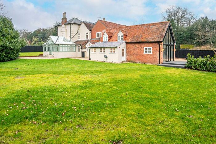 5 Bedroom Detached House To Rent In Potters Lane, Send, Woking, GU23