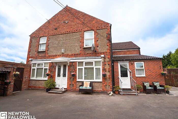 4 Bedroom End Of Terrace House For Sale In Coronation Terrace, Dunham-On-Trent, NG22