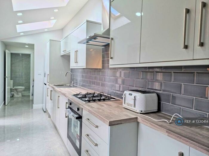 4 Bedroom Terraced House To Rent In Brook Lane, Birmingham, B13