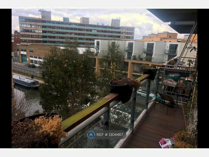 1 Bedroom Flat To Rent In Darwen Place, London E2